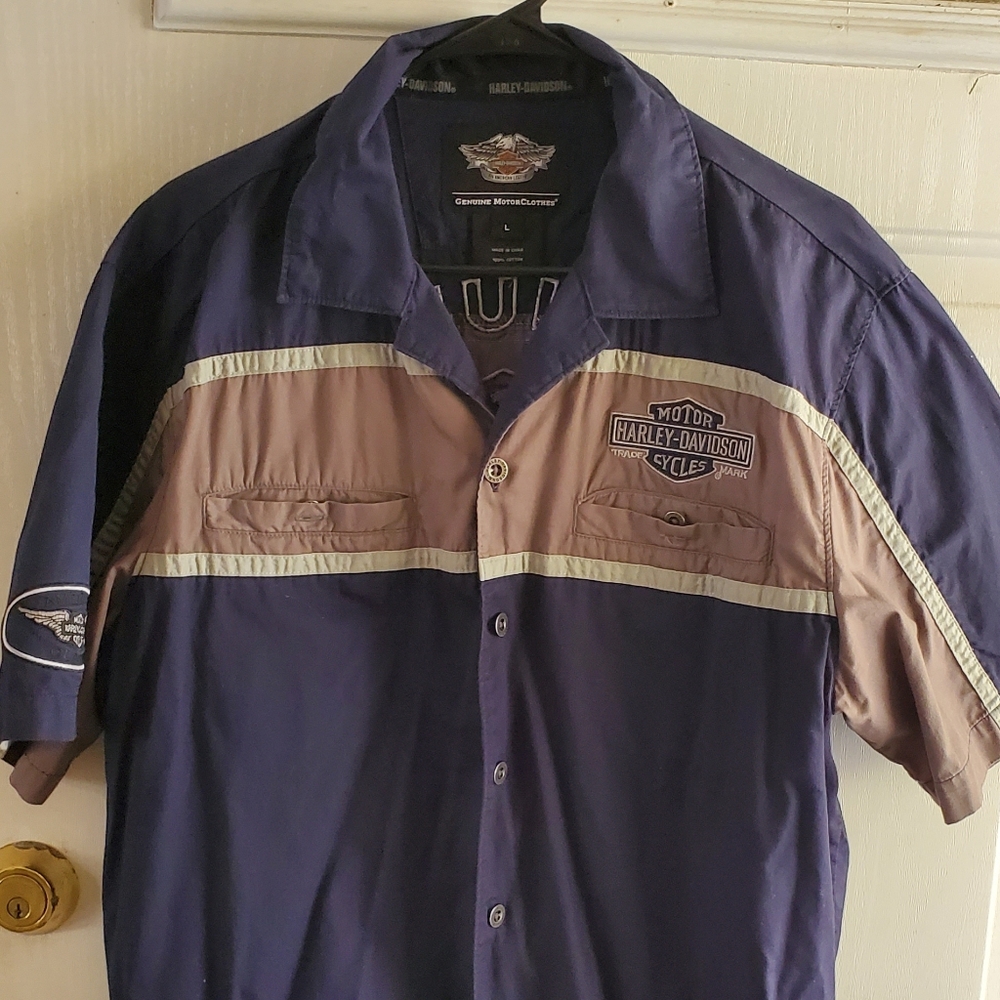 Mens Harley Davidson button down dress shirt.  Dark blue and gray. Size large